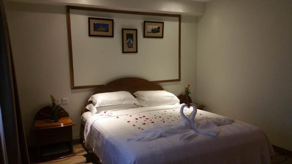 City Star Hotel Yangon Zimmer foto
