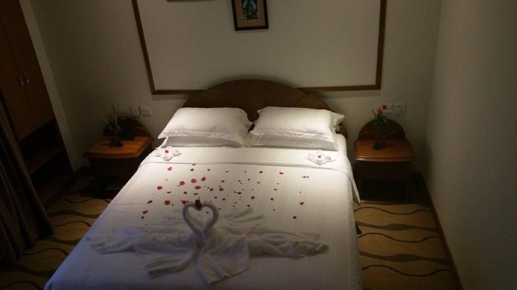 City Star Hotel Yangon Zimmer foto